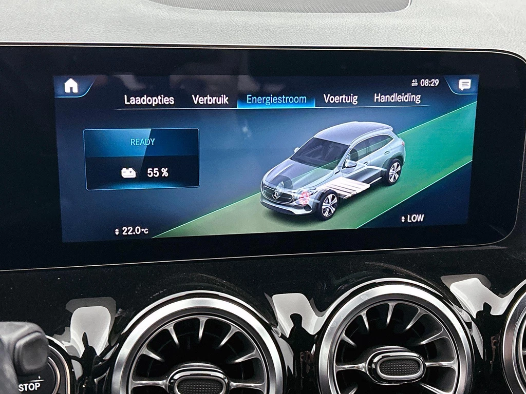 Mercedes-Benz EQA – foto 12