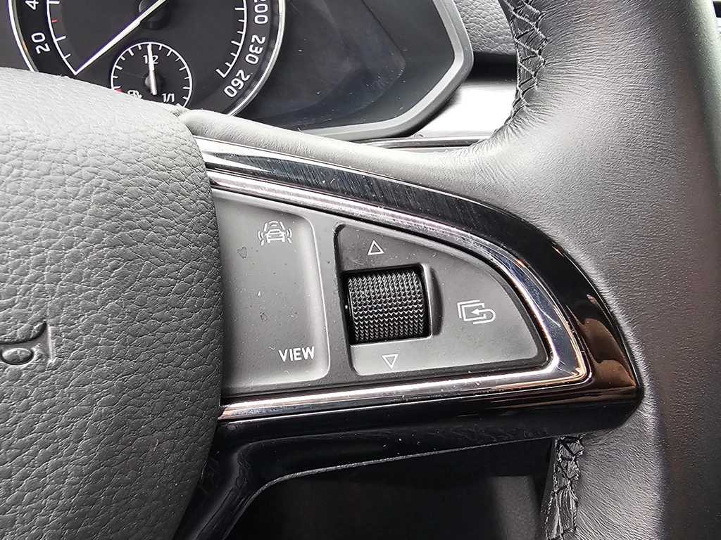 Škoda Superb – foto 29