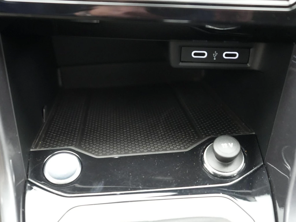Volkswagen T-Roc – foto 31