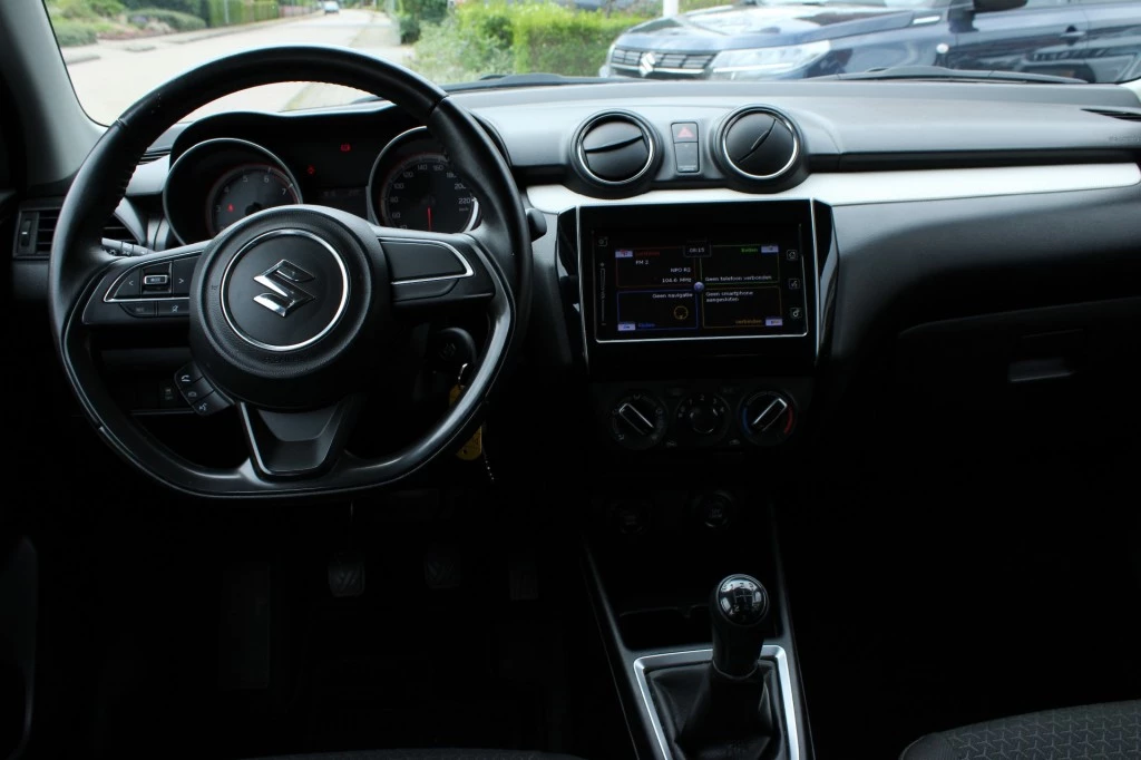 Suzuki Swift – foto 13
