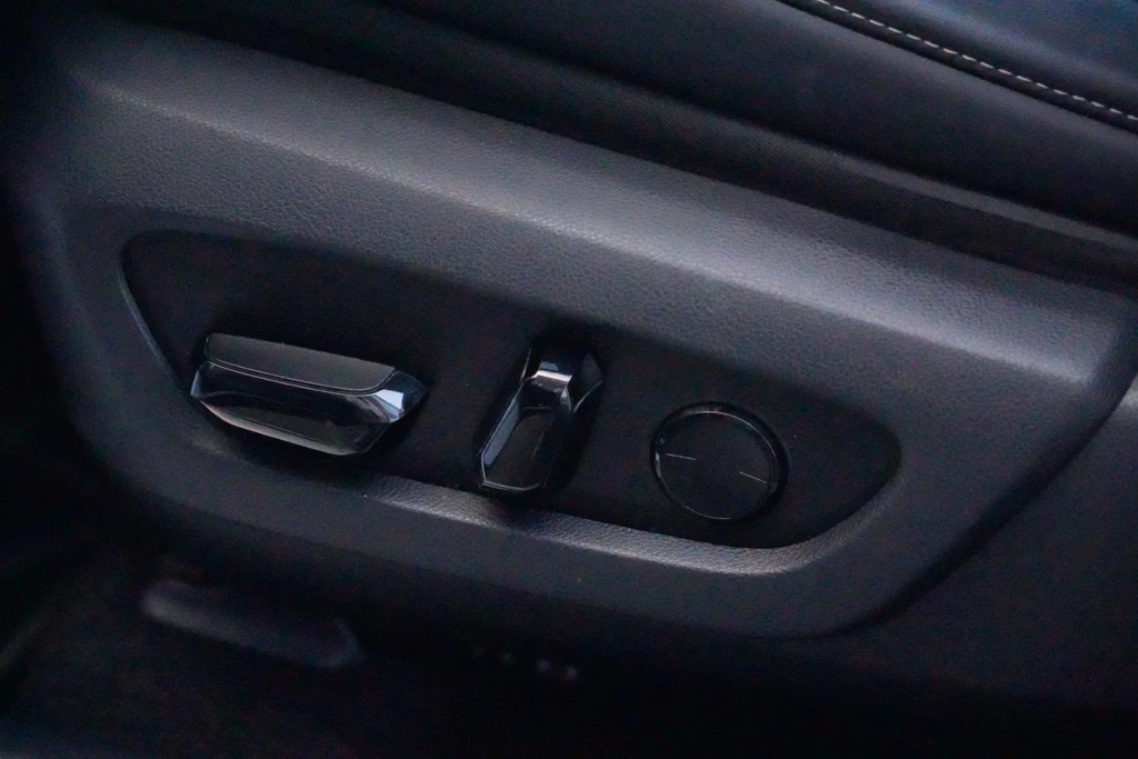 Lexus RX – foto 28