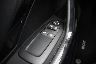 Peugeot 208 – thumbnail 30