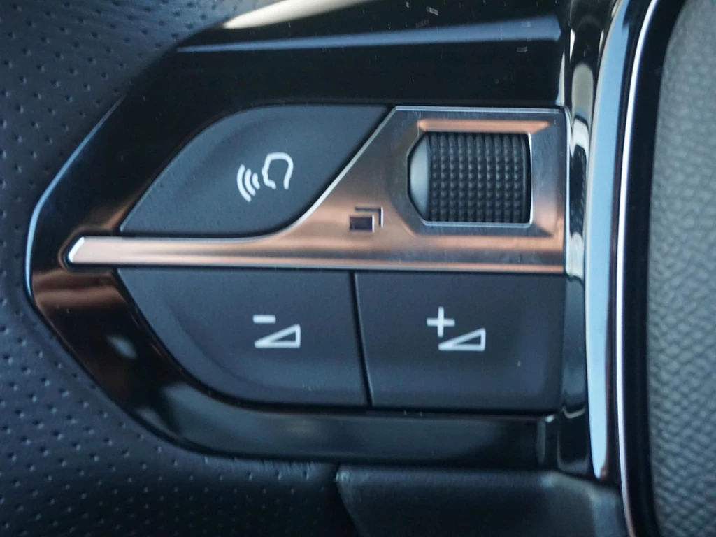 Peugeot e-2008 – foto 22