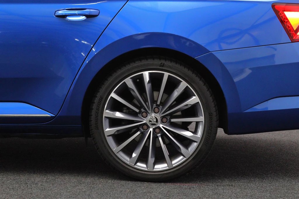 Škoda Superb – foto 18