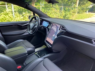 Tesla Model X – thumbnail 6