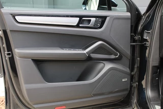 Porsche Cayenne – thumbnail 20