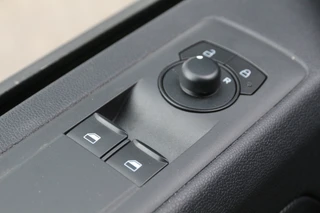 Ford Transit Custom – thumbnail 21