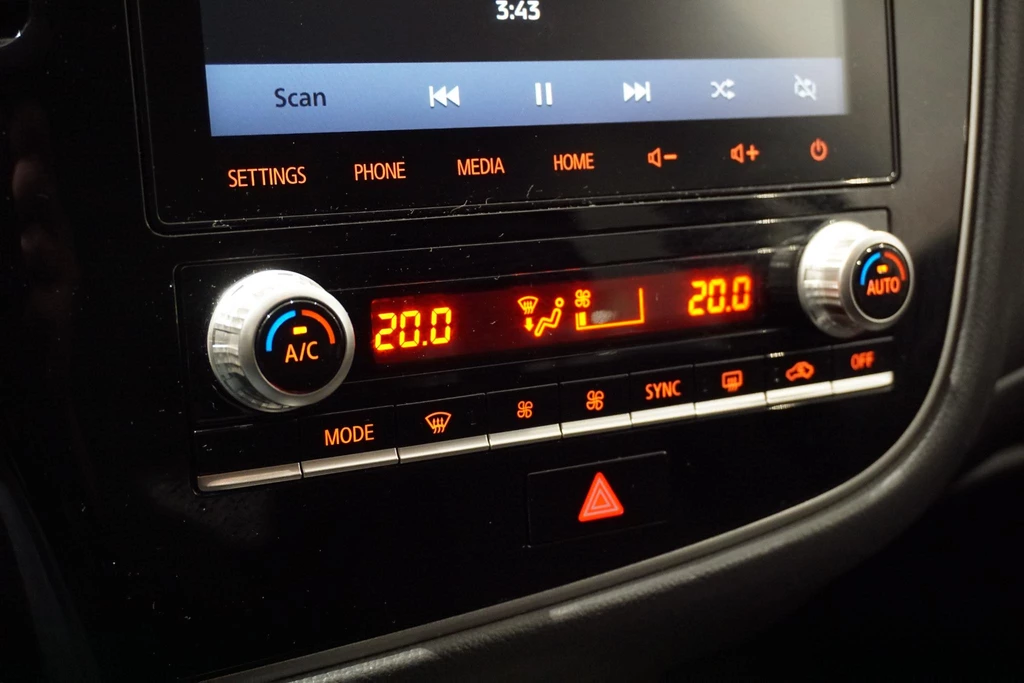 Mitsubishi Outlander – foto 31