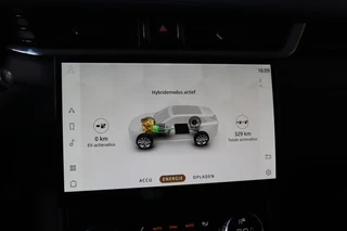Jaguar F-PACE – thumbnail 30