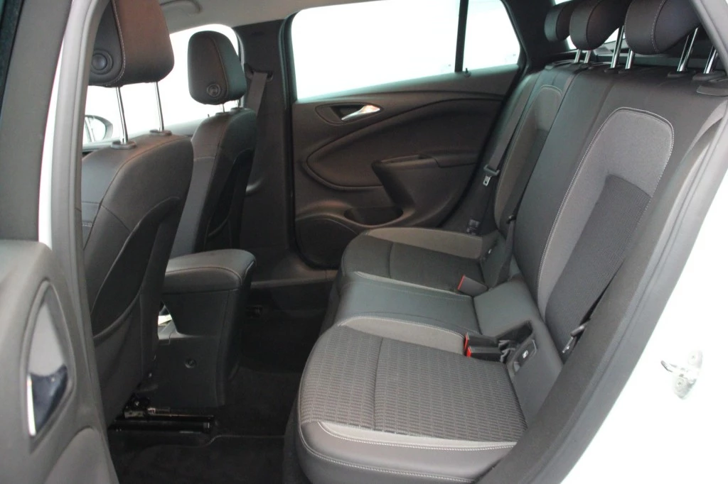 Opel Astra – foto 15