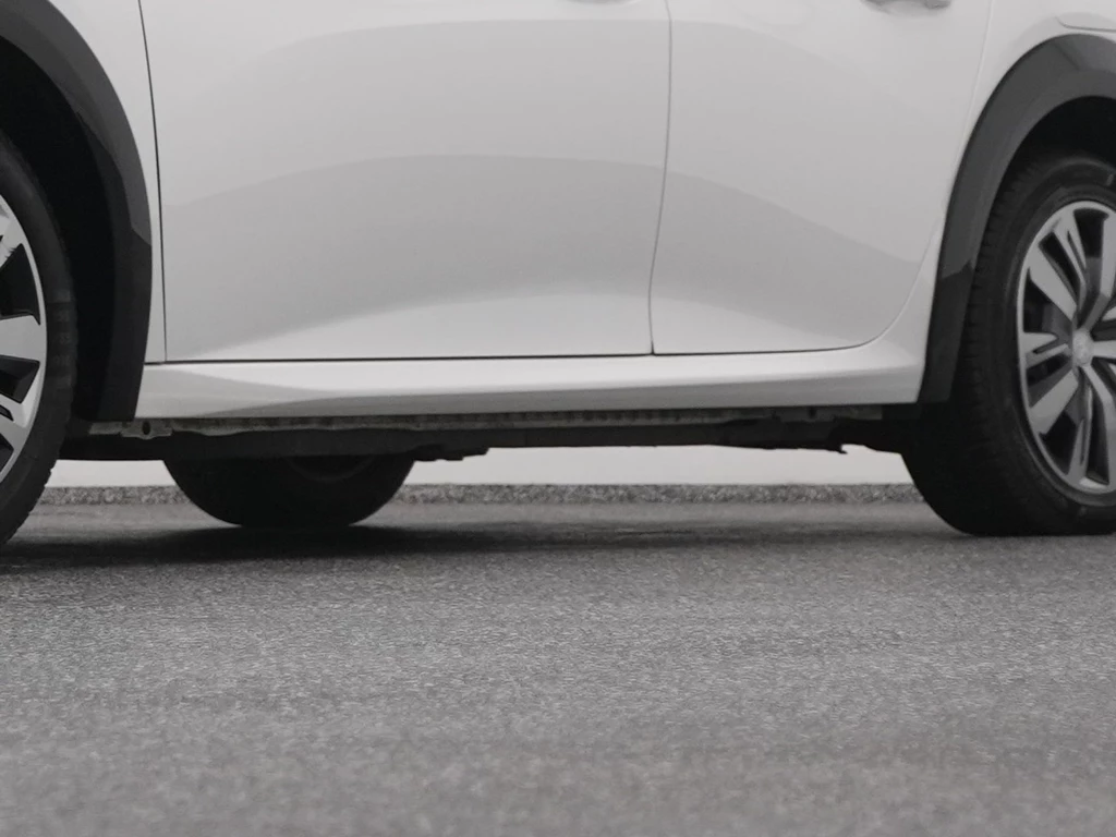 Peugeot e-208 – foto 38