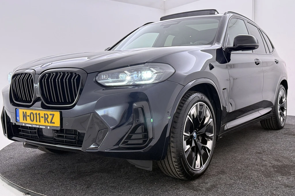 BMW iX3 – foto 4
