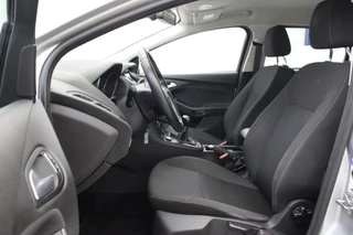 Ford Focus – thumbnail 12