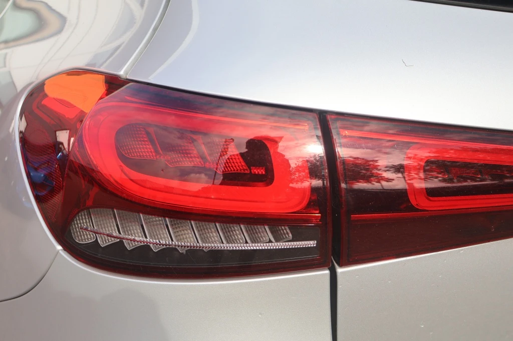 Mercedes-Benz EQA – foto 19