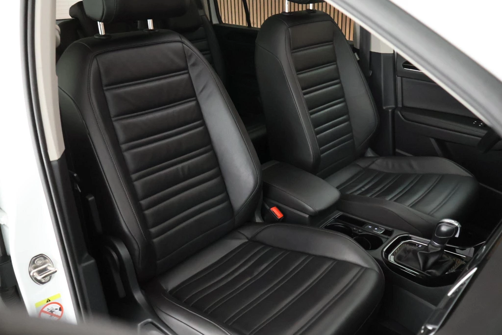 Volkswagen Touran – foto 7