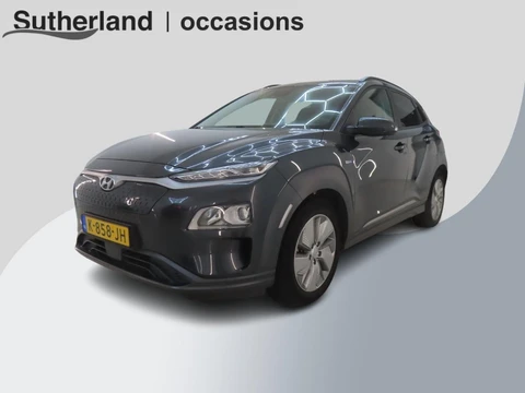 Hyundai Kona EV Fashion 64 kWh | SOH 98,9 % | Warmtepomp | Navigatie | VERWACHT! |