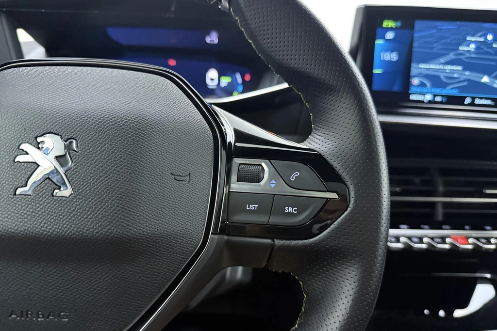 Peugeot e-2008 – foto 24