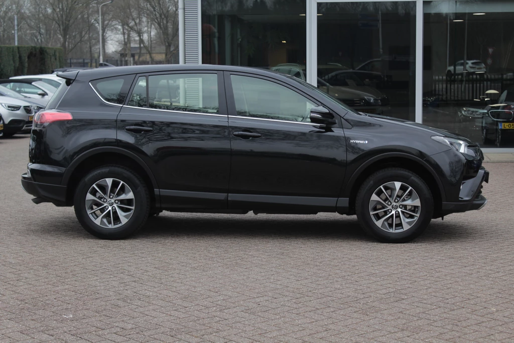 Toyota RAV4 – foto 5