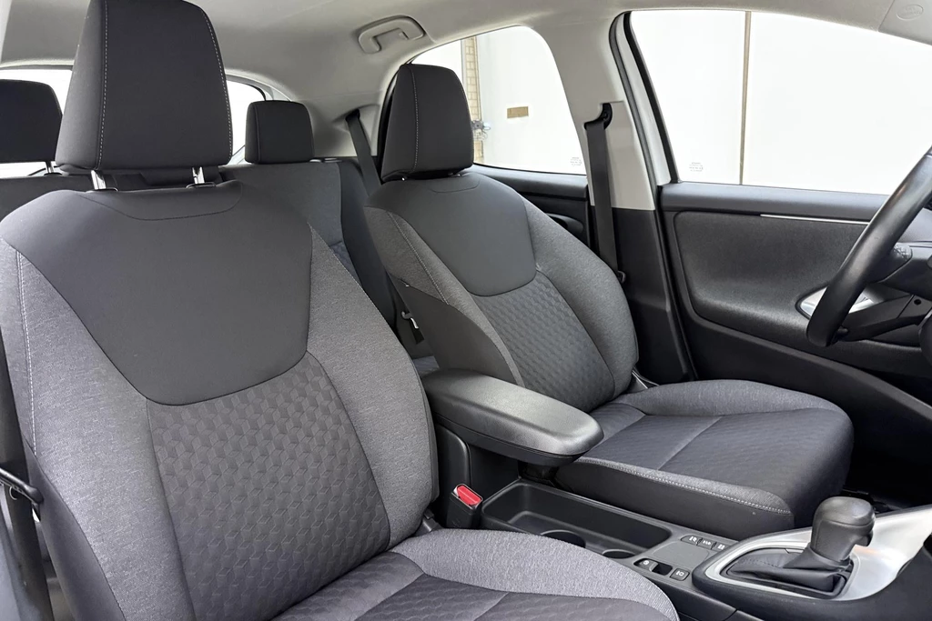 Toyota Yaris – foto 12