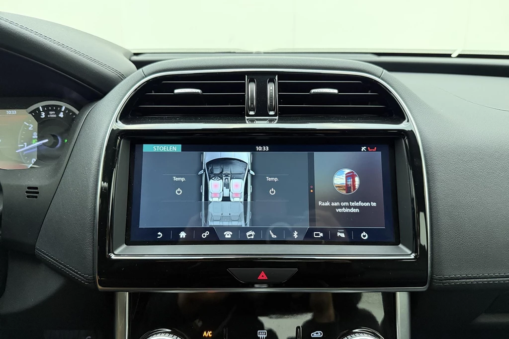 Jaguar XE – foto 29