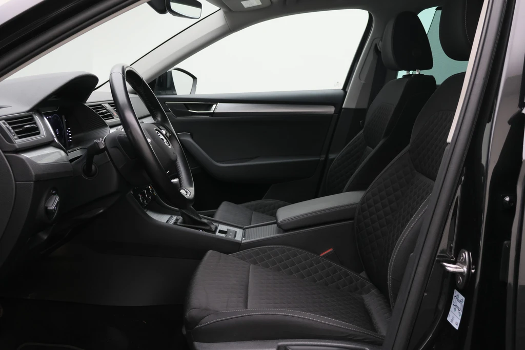 Škoda Superb – foto 19