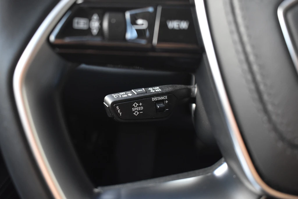 Audi A8 – foto 33