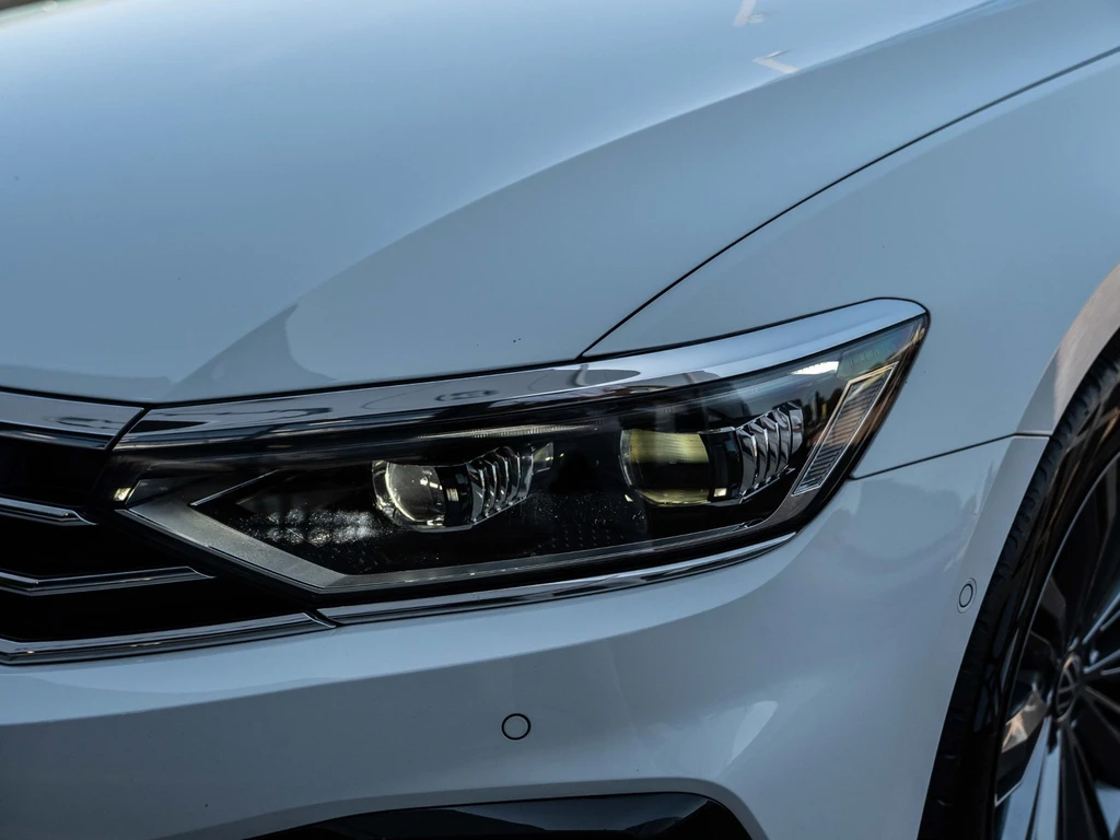 Volkswagen Passat – foto 11