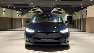Tesla Model X – thumbnail 12