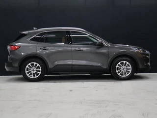 Ford Kuga – thumbnail 8