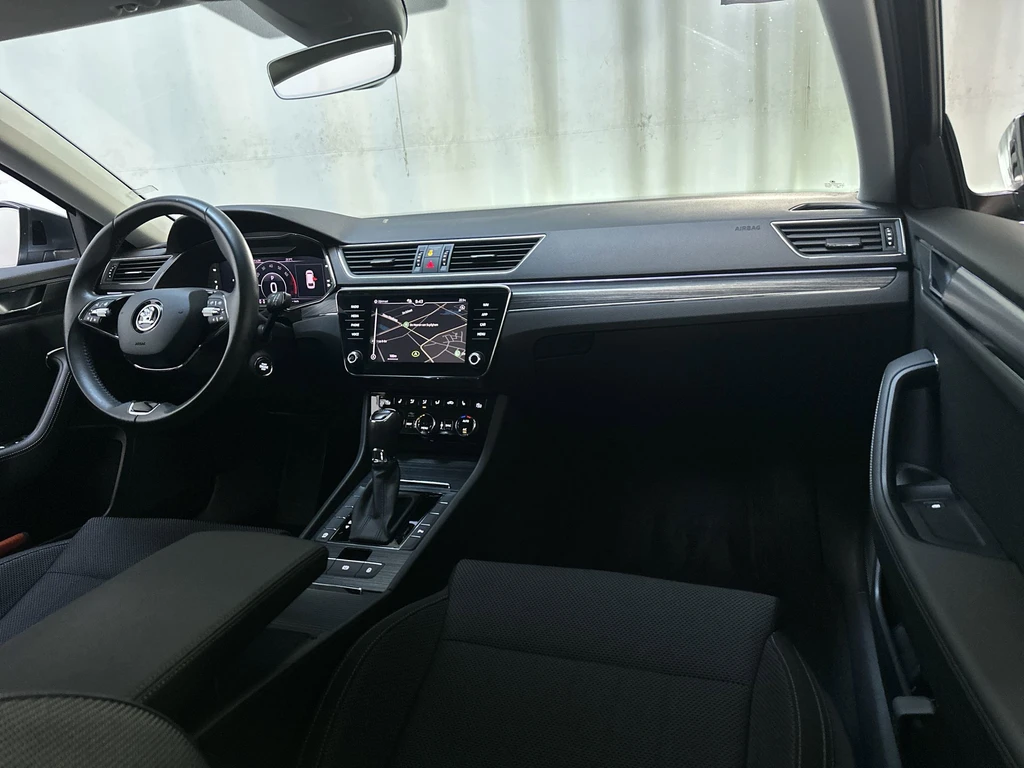 Škoda Superb – foto 9