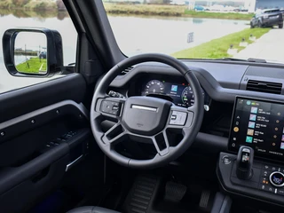 Land Rover Defender – thumbnail 29