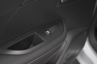 Peugeot 2008 – thumbnail 25
