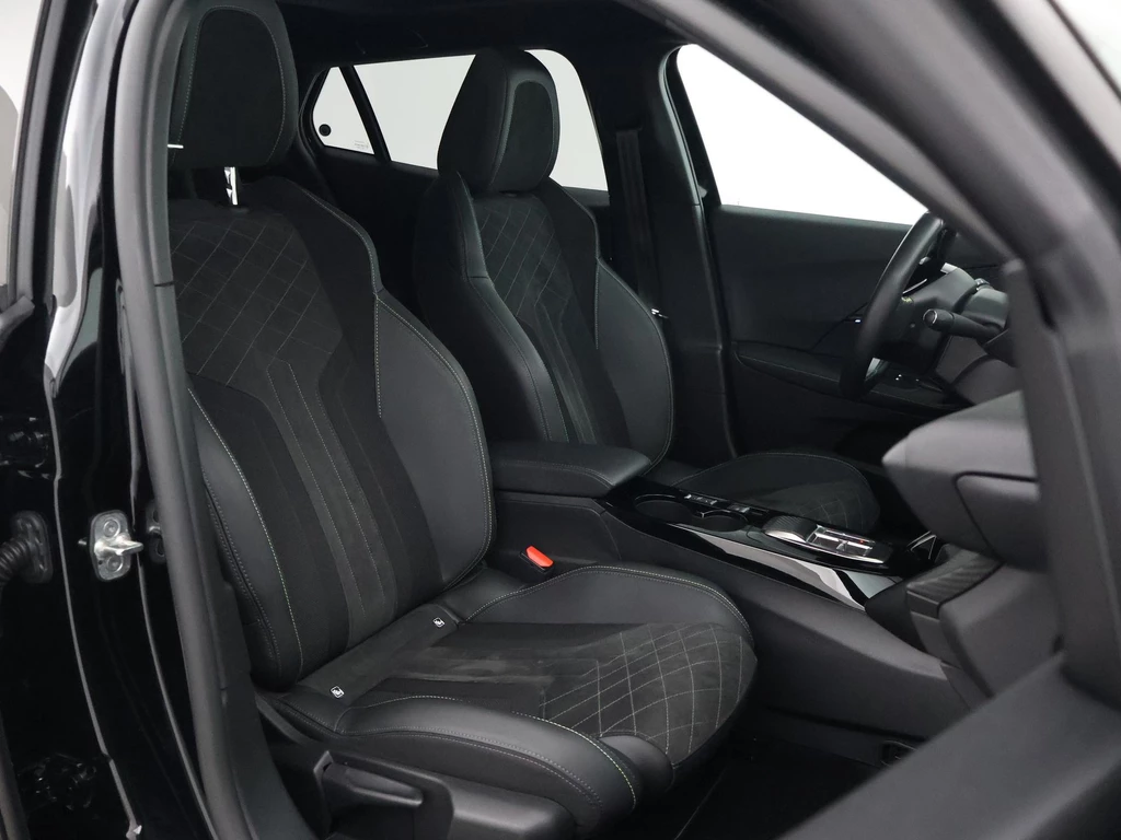 Peugeot e-2008 – foto 10