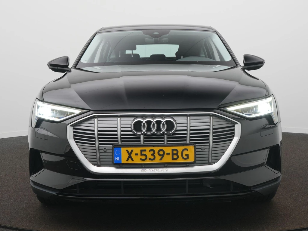 Audi e-tron – foto 10