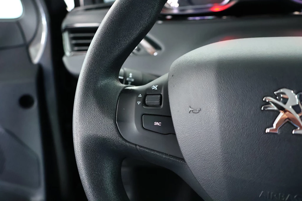 Peugeot 208 – foto 23