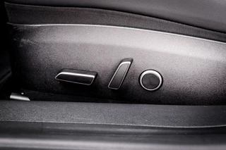 Tesla Model 3 – thumbnail 23