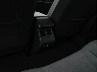 Renault Megane E-Tech – thumbnail 24