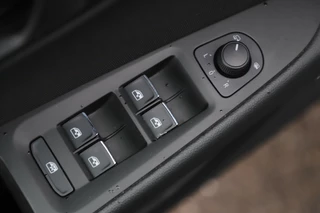 SEAT Leon – thumbnail 11