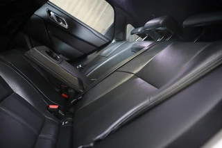 Land Rover Range Rover Velar – thumbnail 49