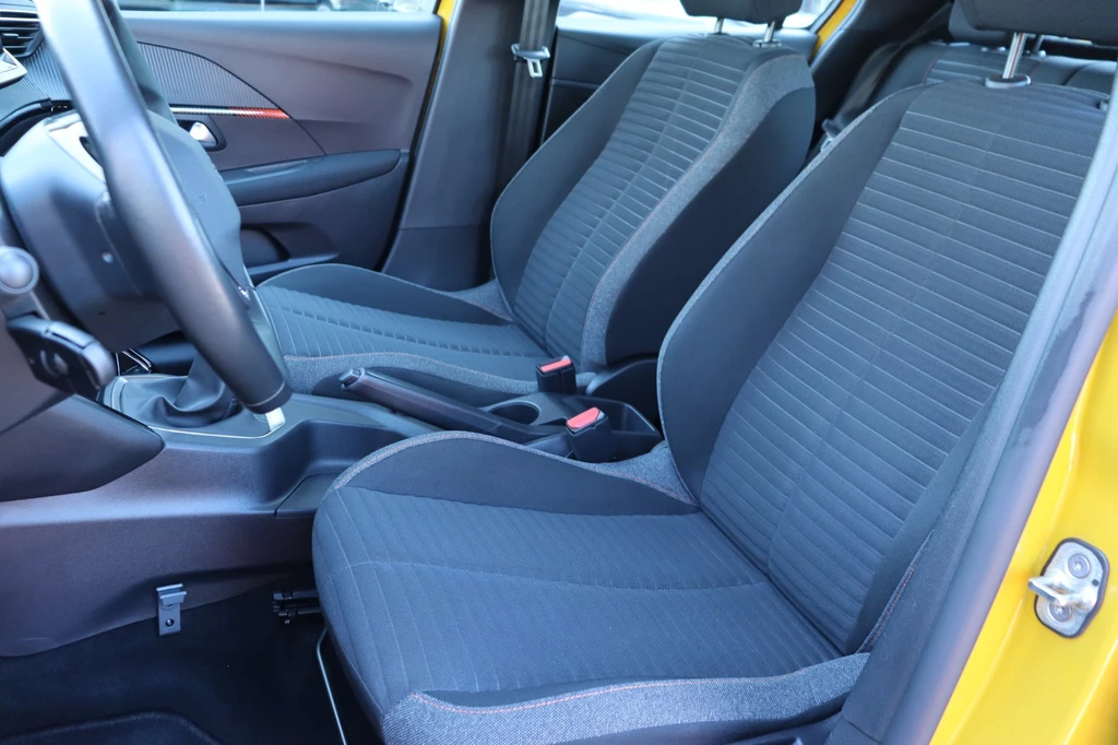 Peugeot 208 – foto 8
