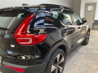 Volvo XC40 – thumbnail 2