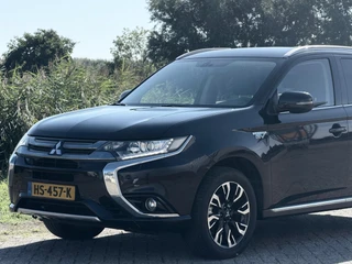 Mitsubishi Outlander – thumbnail 3