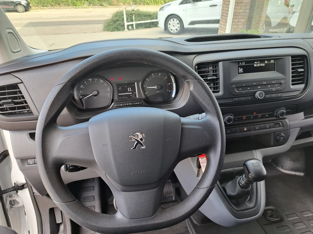 Opel Vivaro – foto 22