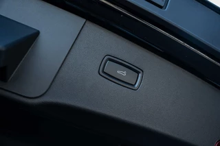 Porsche Cayenne – thumbnail 34