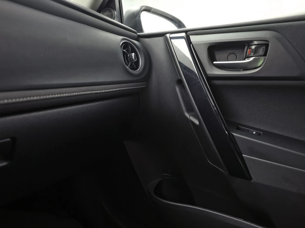 Toyota Auris – foto 25