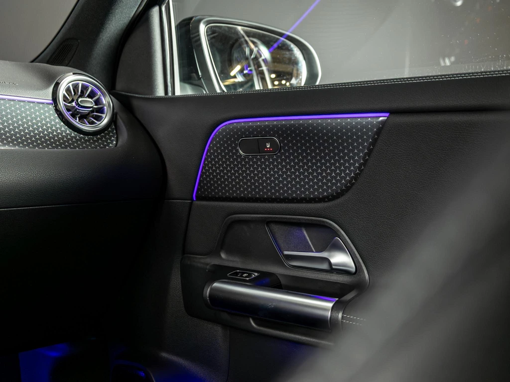 Mercedes-Benz EQA – foto 14