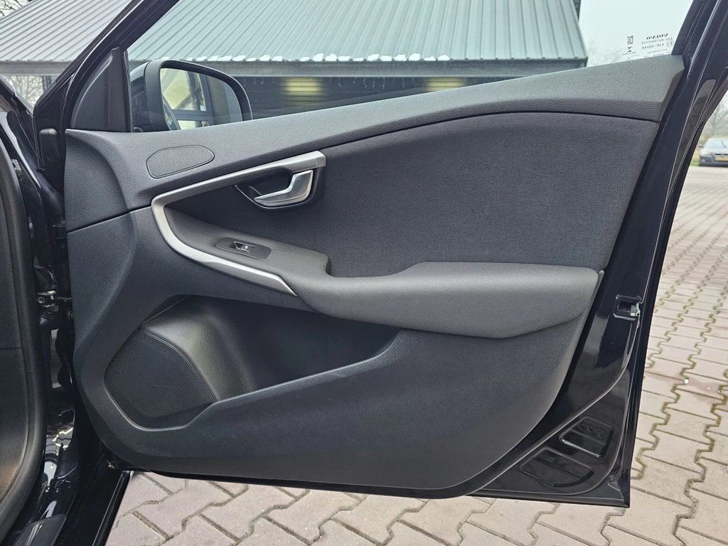 Volvo V40 – foto 38
