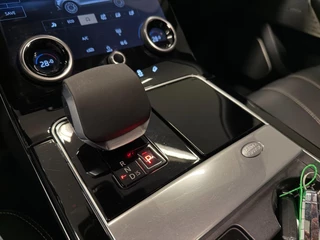 Land Rover Range Rover Velar – thumbnail 39