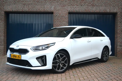 Kia ProCeed 1.0 T-GDI GT-Line | Trekhaak | Virtual Cockpit | Keyless | Stuur/Stoelverwarming | Camera | Carplay/Android Auto | Cruise