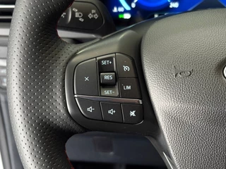 Ford Kuga – thumbnail 25
